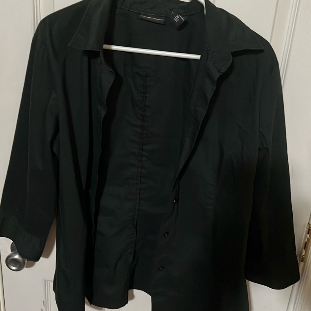 Women’s size XL 3/4 sleeve button up dress shirt